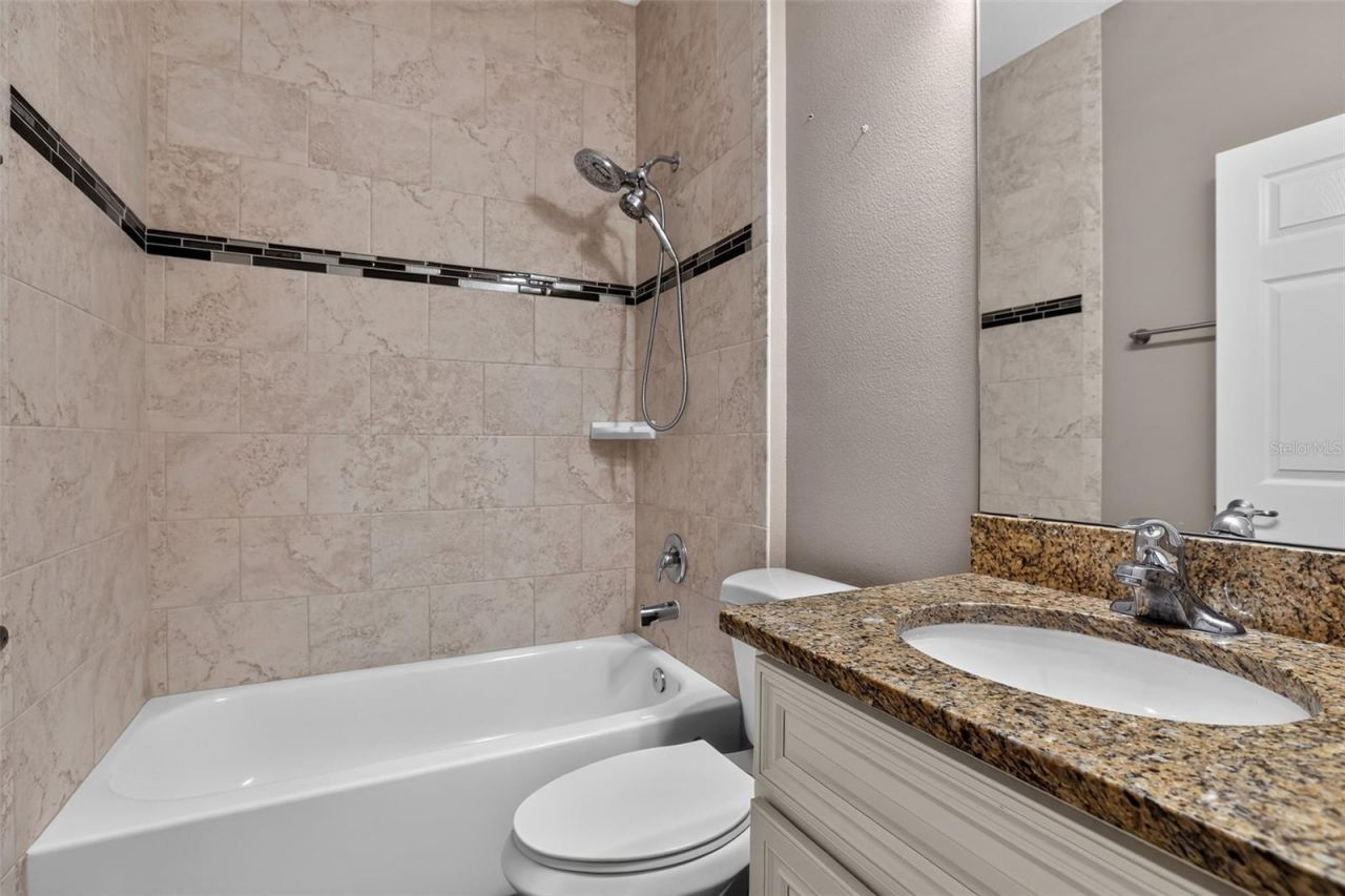 27728 Lisa Drive, Tavares, FL 32778 Photo