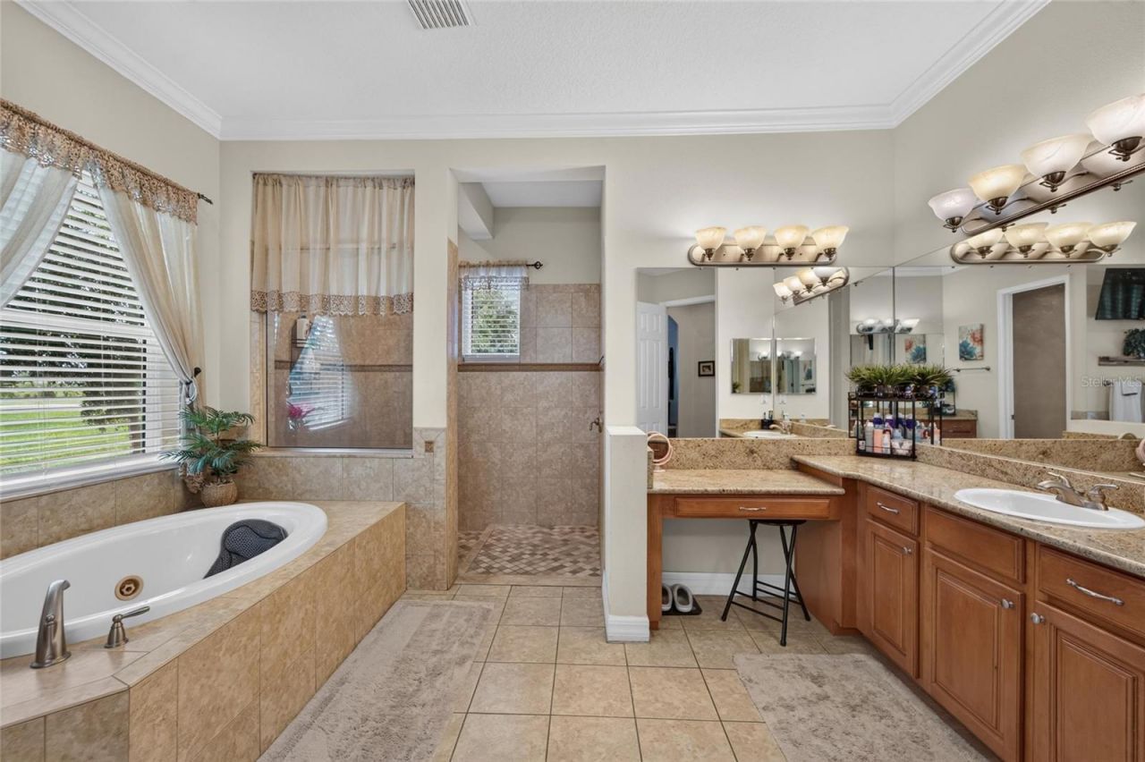 5207 Lake Venice Drive, Wimauma, FL 33598 Photo
