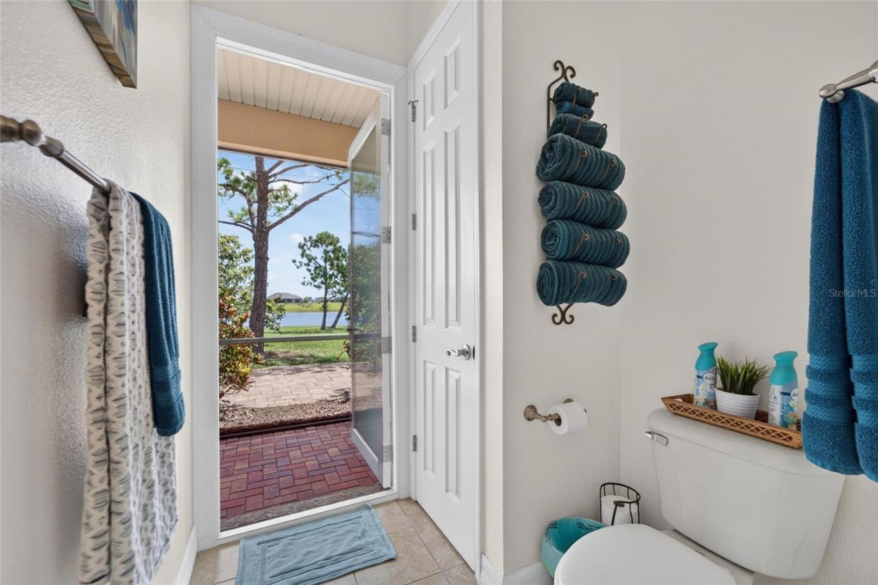 5207 Lake Venice Drive, Wimauma, FL 33598 Photo