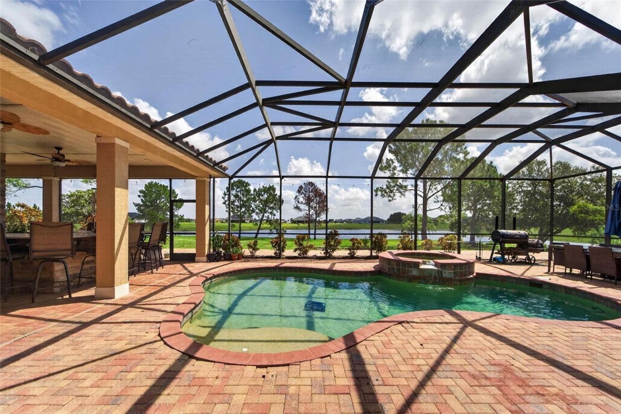 5207 Lake Venice Drive, Wimauma, FL 33598 Photo