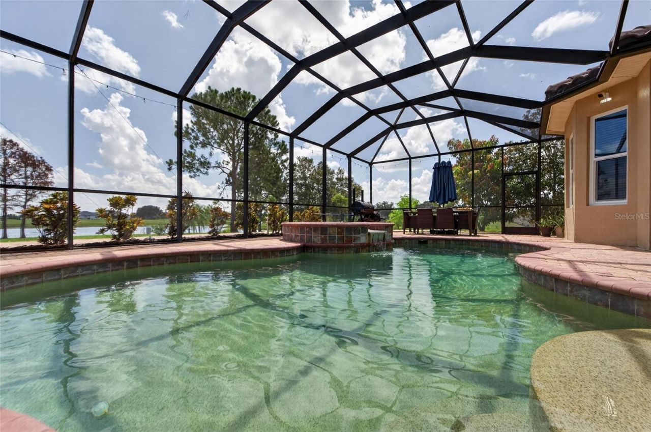 5207 Lake Venice Drive, Wimauma, FL 33598 Photo