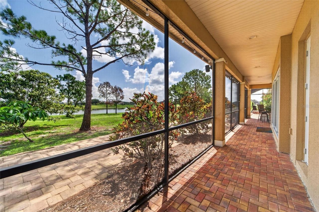 5207 Lake Venice Drive, Wimauma, FL 33598 Photo