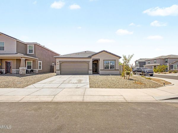 24261 W HIDALGO Avenue, Buckeye, AZ 85326