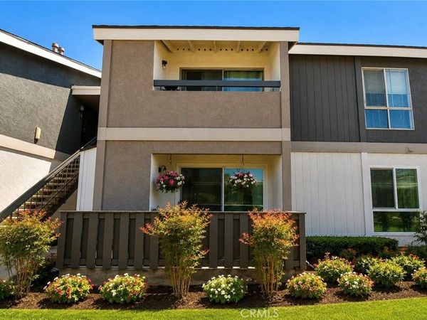 2827 S Fairview Street, Unit G, Santa Ana, CA 92704