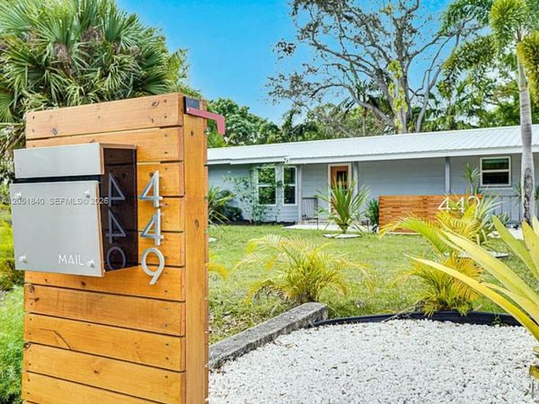 449 Gokchoff Rd , Fort Pierce, FL 34945