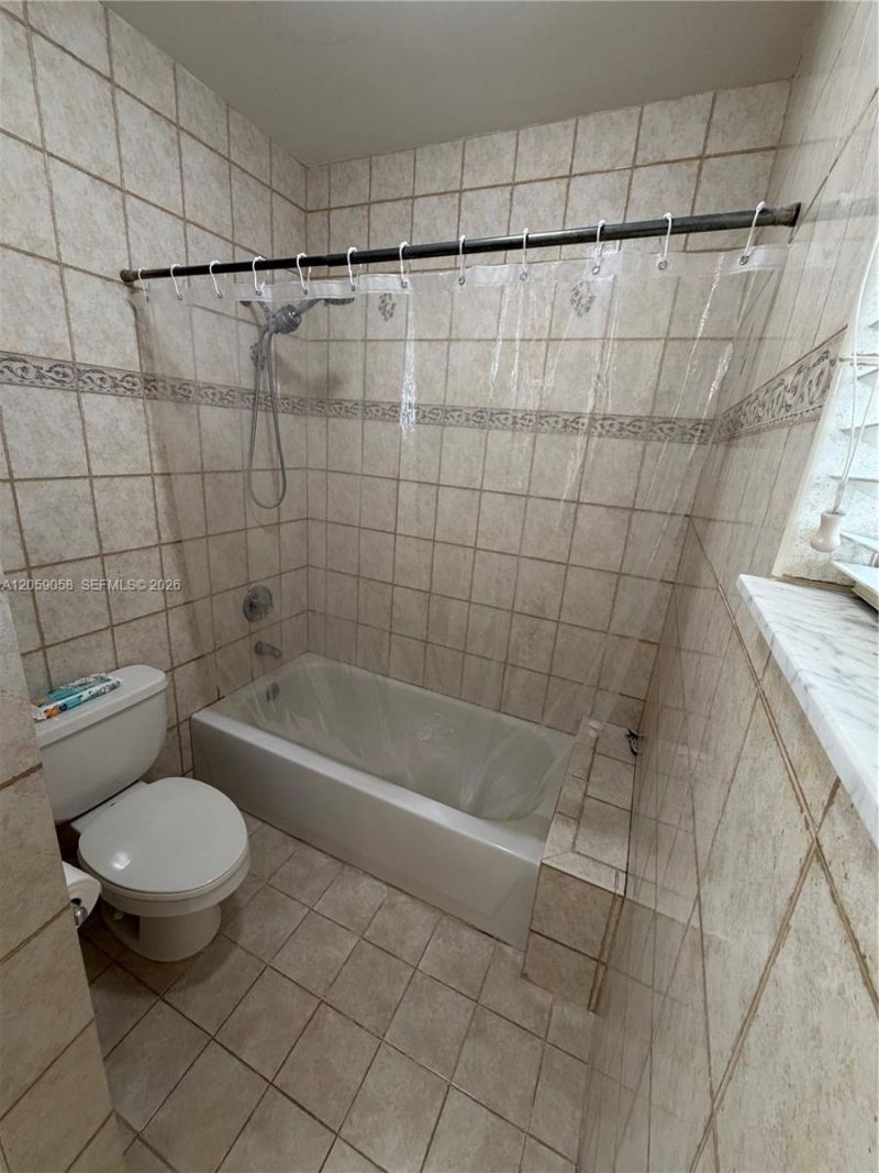15253 SW 138th Ter , Miami, FL 33196 Photo