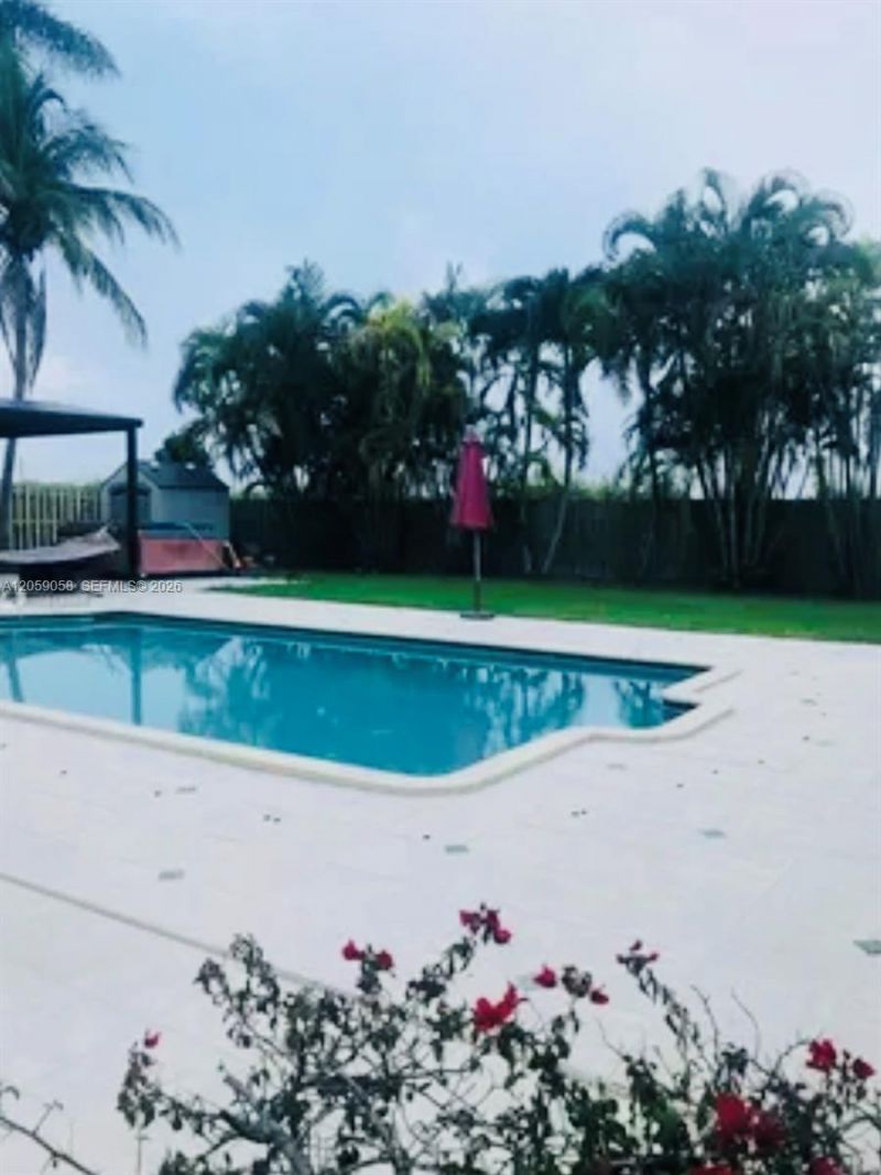 15253 SW 138th Ter , Miami, FL 33196 Photo