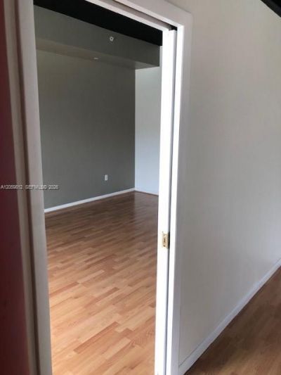 10 SW South River Dr , Unit 704, Miami, FL 33130 Photo