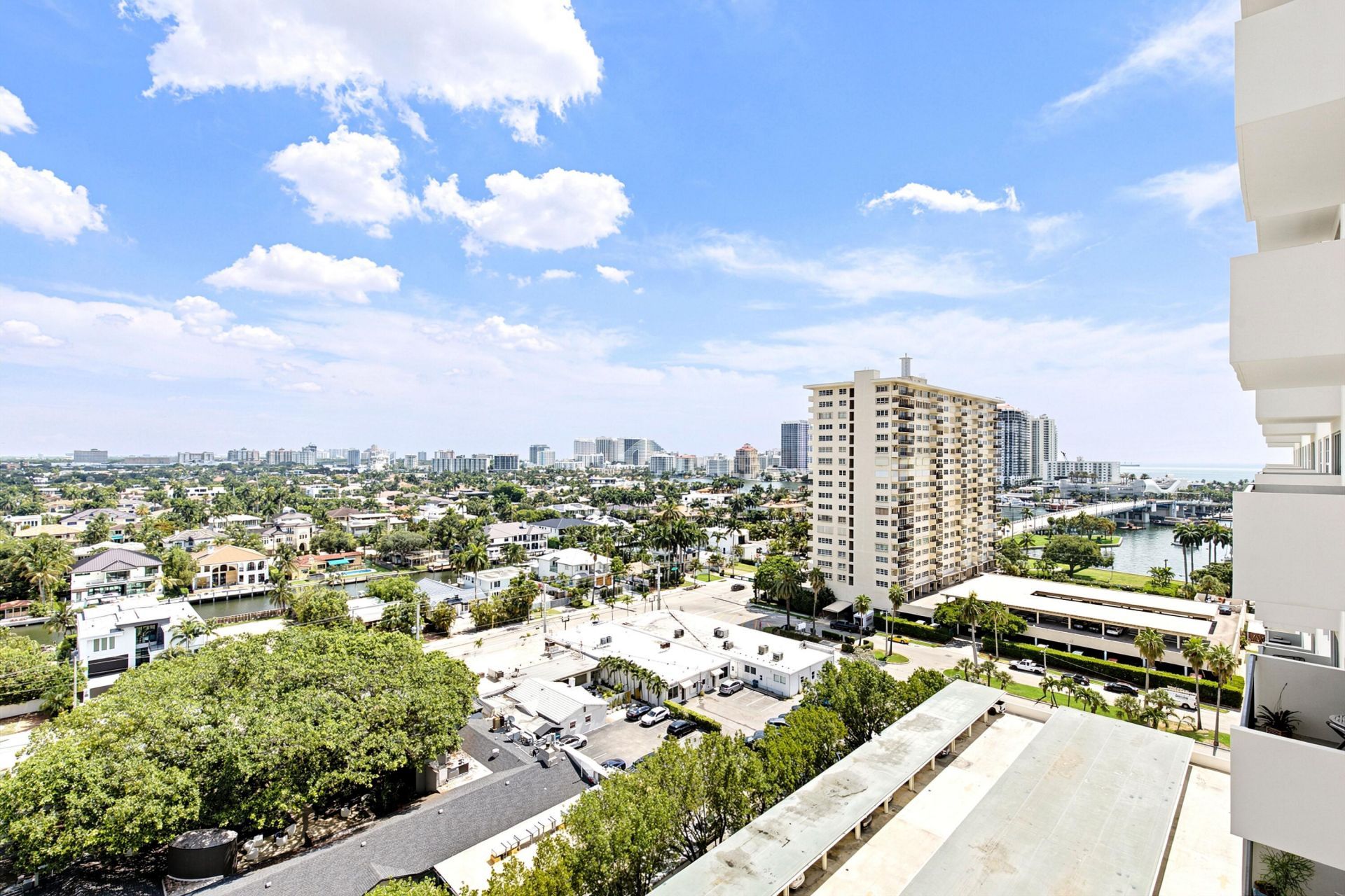 340 Sunset Drive, Unit 1502, Fort Lauderdale, FL 33301 Photo