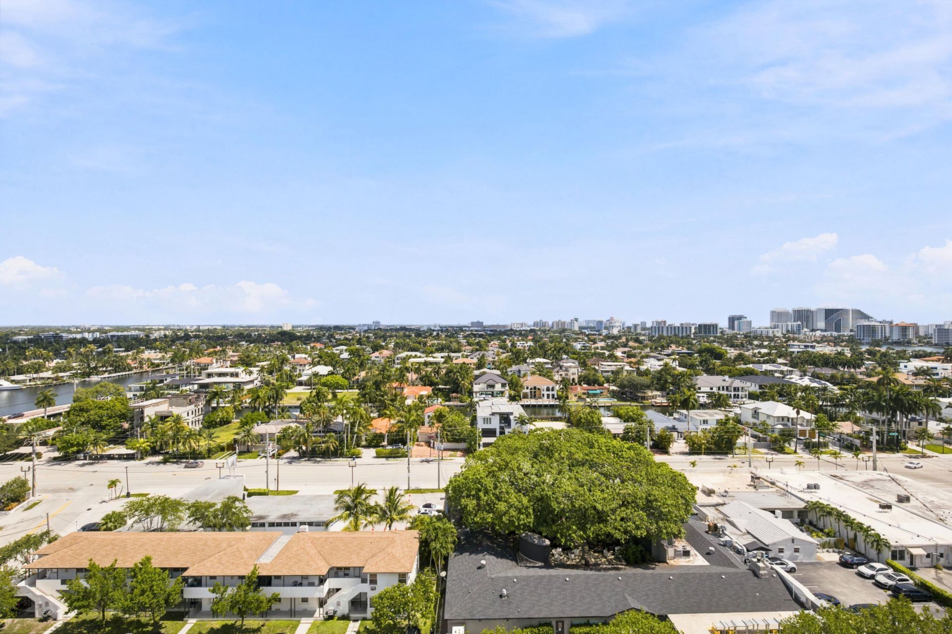 340 Sunset Drive, Unit 1502, Fort Lauderdale, FL 33301 Photo