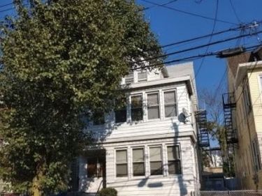 214 Munn Ave, Irvington, NJ 07111