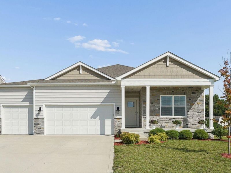 443 Madison Way, Plain City, OH 43064 Photo 2