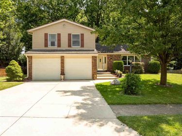 1585 Capri Lane, Richmond, IN 47374