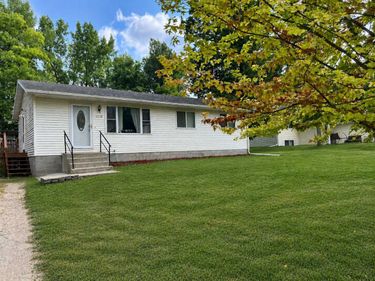 2208 Darling Avenue E, Alexandria, MN 56308