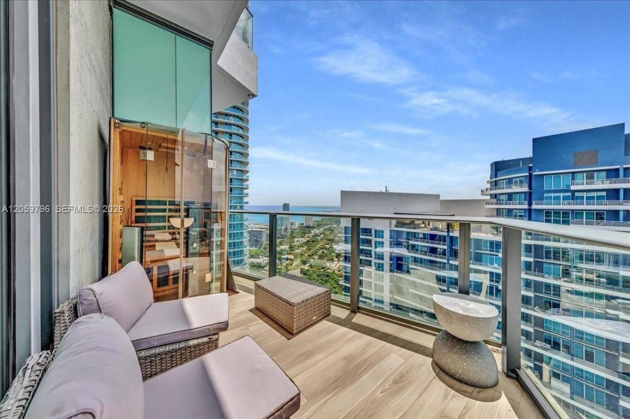 1300 S Miami Ave , Unit UPH5, Miami, FL 33130 Photo