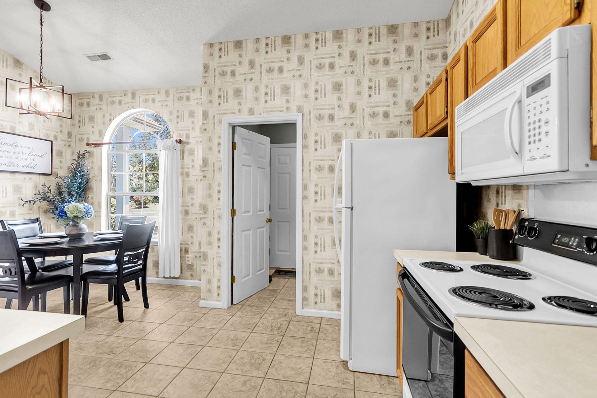 3415 Pawtucket Street Photo 15