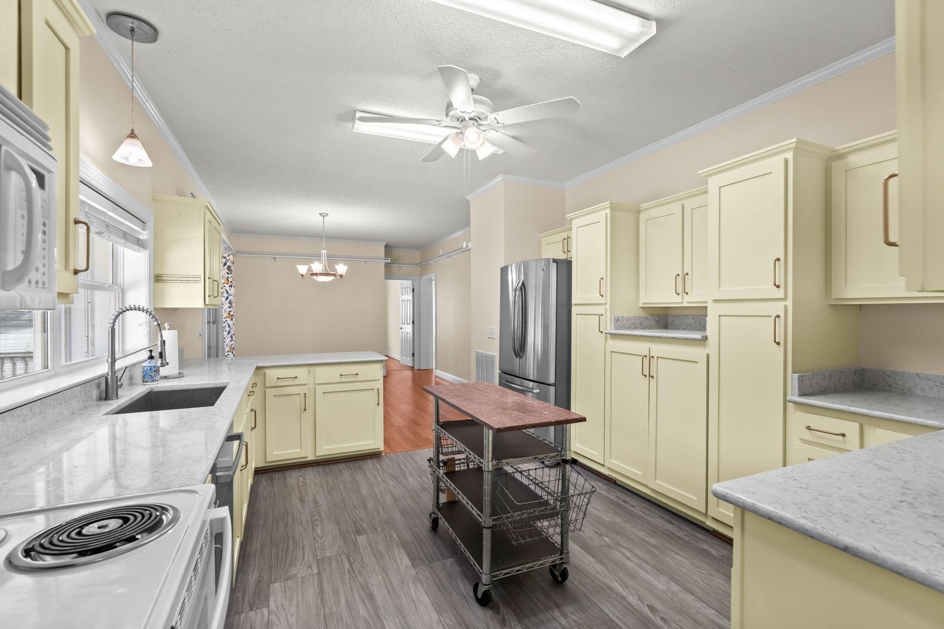 4429 Manitook Dr. Photo 20