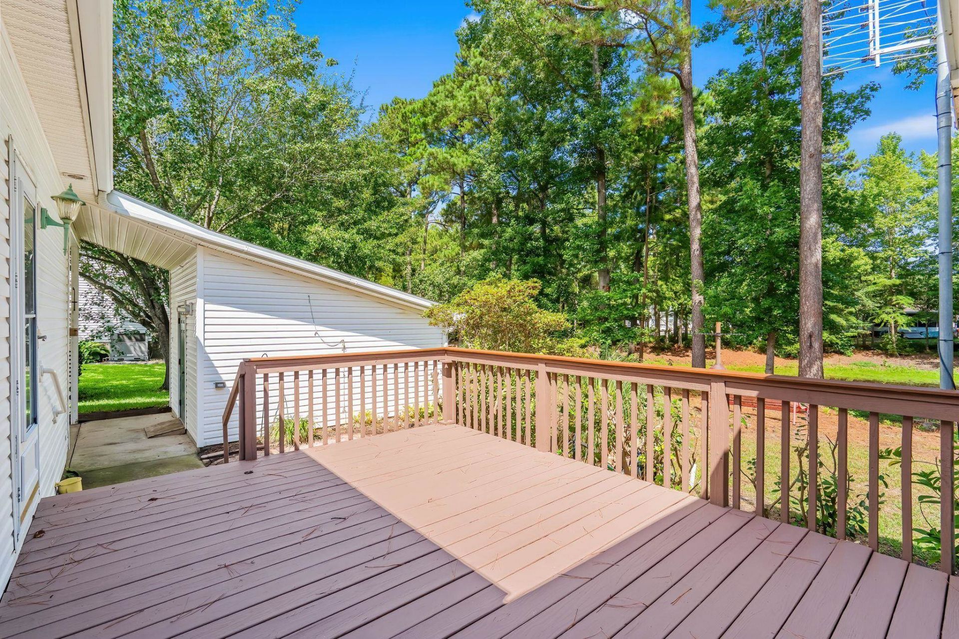 4429 Manitook Dr. Photo 25
