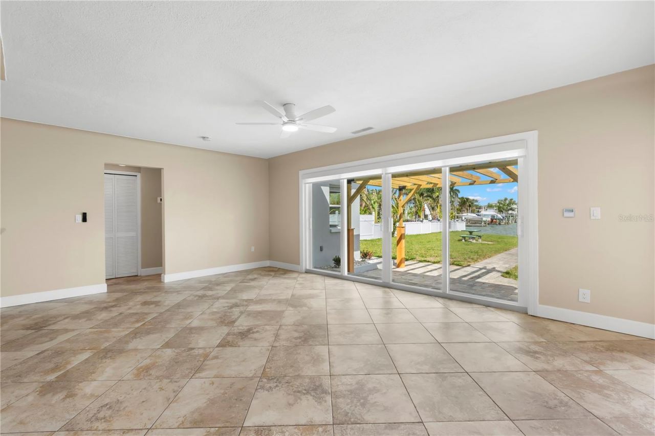 708 Sunset Cove , Madeira Beach, FL 33708 Photo