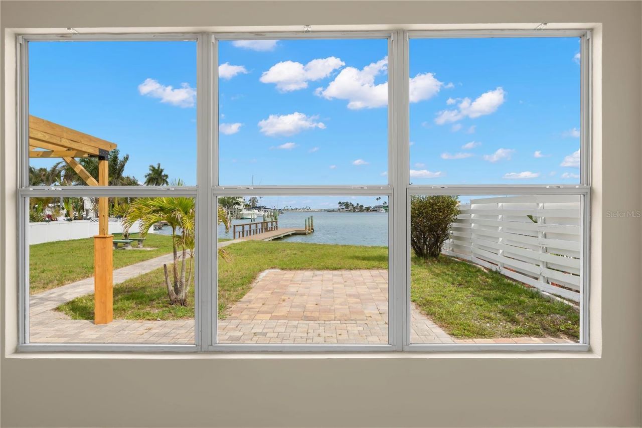 708 Sunset Cove , Madeira Beach, FL 33708 Photo