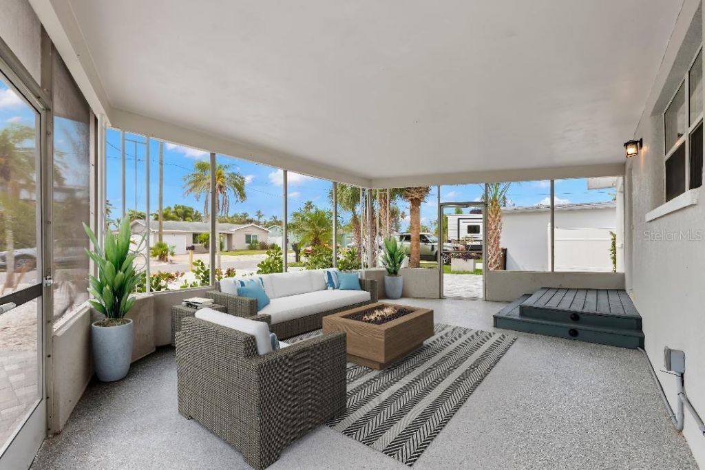 708 Sunset Cove , Madeira Beach, FL 33708 Photo