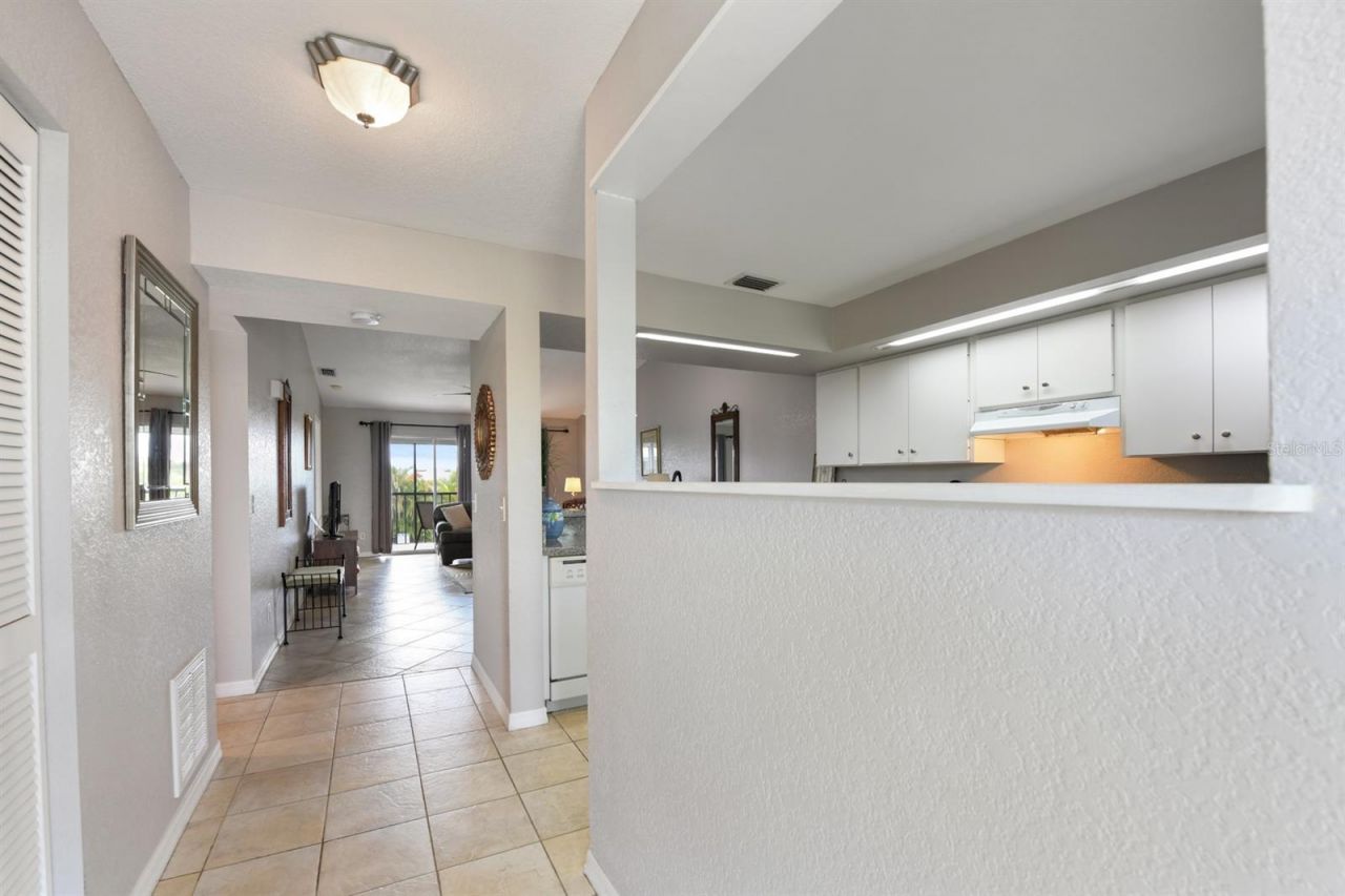 449 Royal Poinciana, Unit 221, Punta Gorda, FL 33955 Photo