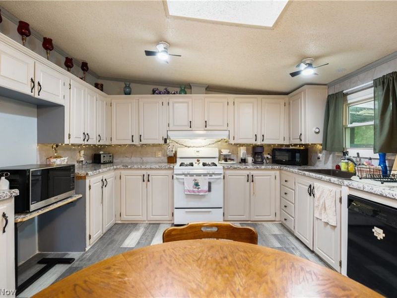 12205 Goshen Road, Unit 213, Salem, OH 44460 Photo 16