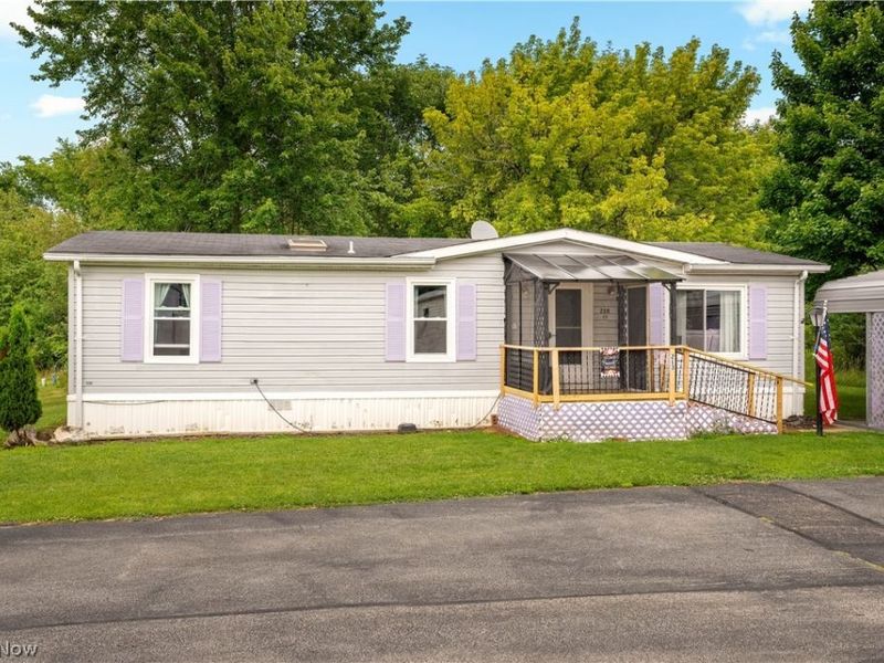 12205 Goshen Road, Unit 213, Salem, OH 44460 Photo 2