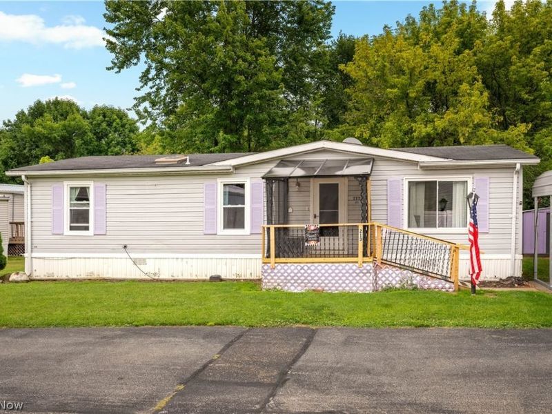 12205 Goshen Road, Unit 213, Salem, OH 44460 Photo 3