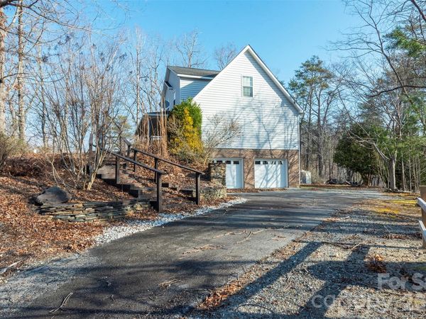 192 Buzzards Place , Lake Lure, NC 28746
