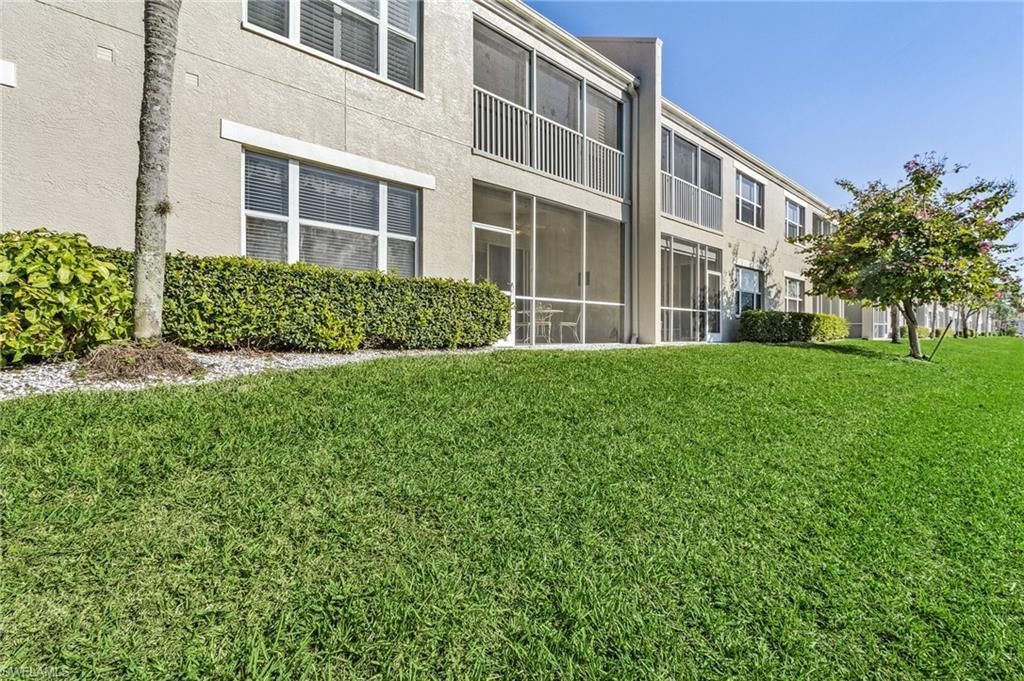5693 Heron Ln , Unit 503, Naples, FL 34110 Photo
