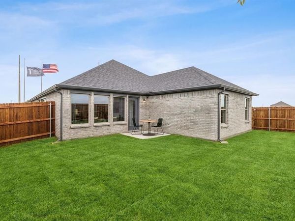 1942 Paddock Lane, Seagoville, TX 75159