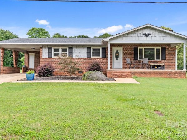131 River Road, Boonville, NC 27011