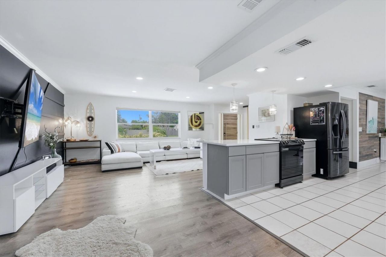 3615 Egerton Circle, Sarasota, FL 34233 Photo