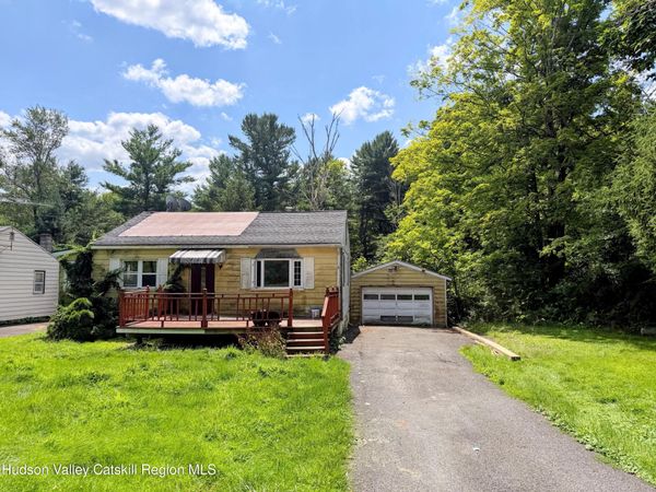28 Green Acres Road, Craryville, NY 12521