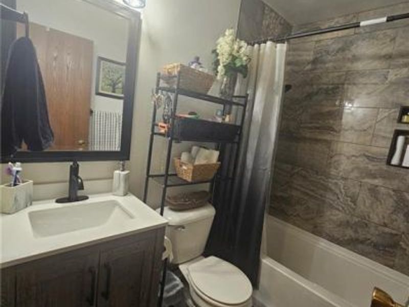 706 Cedar Circle, Eaton, OH 45320 Photo 13