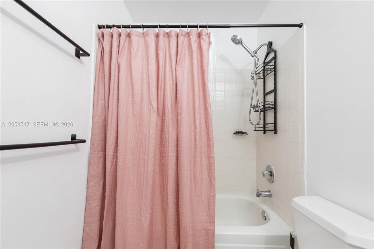 9153 Vineyard Lake Dr , Plantation, FL 33324 Photo