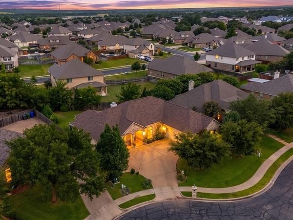 335 Edinburgh Lane, Waco, TX 76712