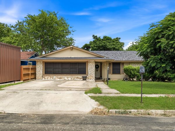 8326 Glen Breeze, San Antonio, TX 78239