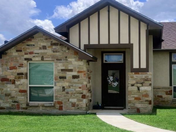 1729 Vista View Dr, Pleasanton, TX 78064
