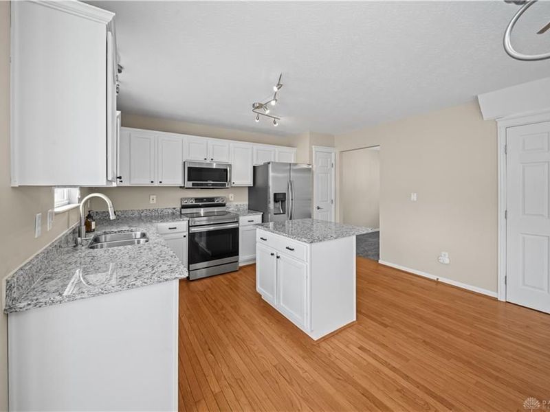 7801 Livingston Court, Deerfield Township, OH 45040 Photo 9