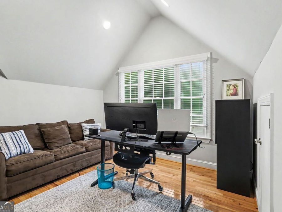 Property Image 40