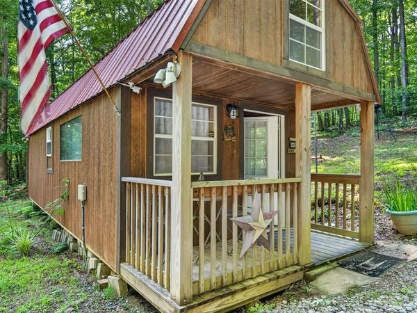 4207 Chapel Hill Rd, Crawford, TN 38554