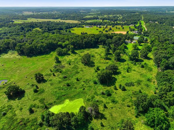 1038 County Road 1280 , West Plains, MO 65775