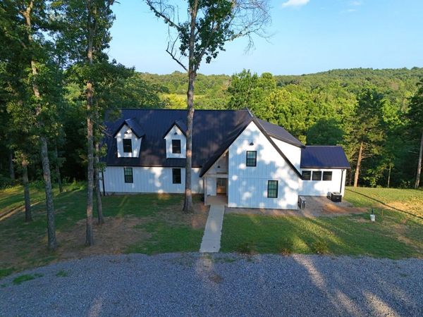2070 Evening Shade Drive, Evening Shade, AR 72532