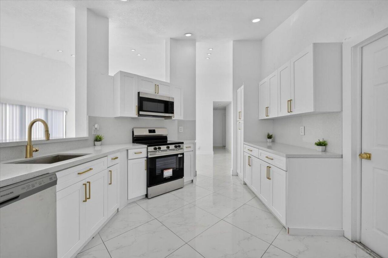 3090 Thames Way, Miramar, FL 33025 Photo