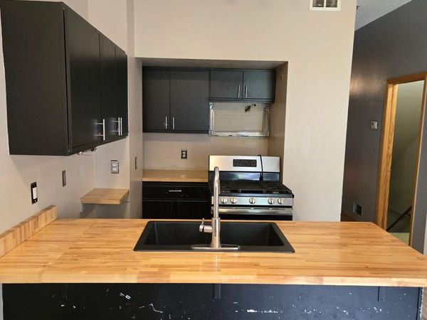 565 State Street, Unit 5, Saint Paul, MN 55107