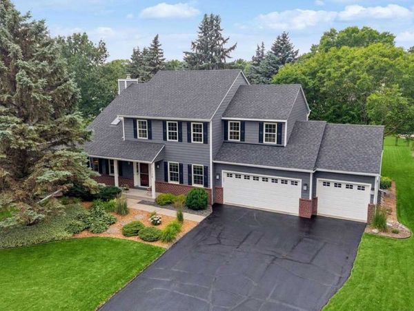 2178 Loyola Drive, Woodbury, MN 55125
