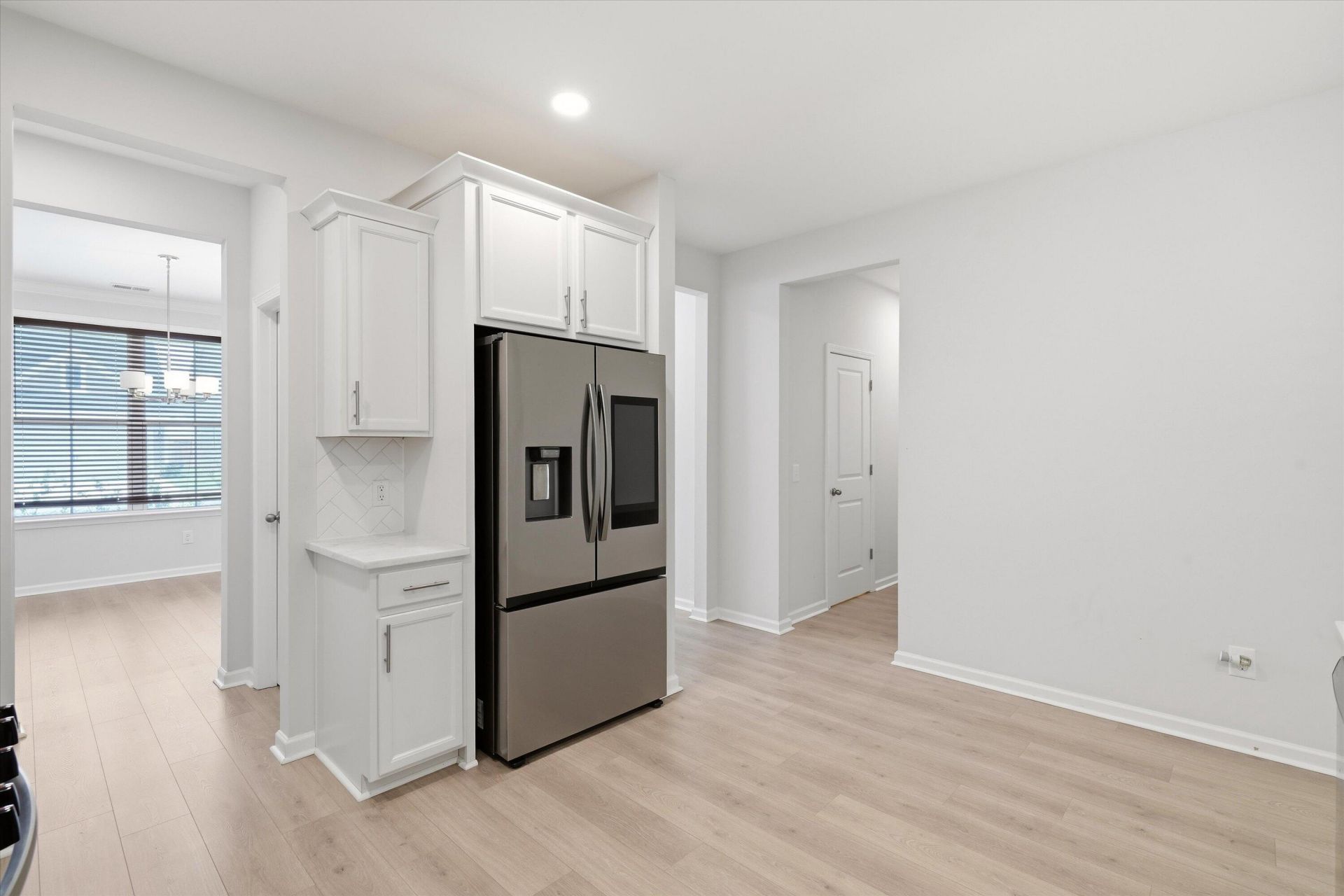 8646 Windsor Hill Boulevard Photo 11