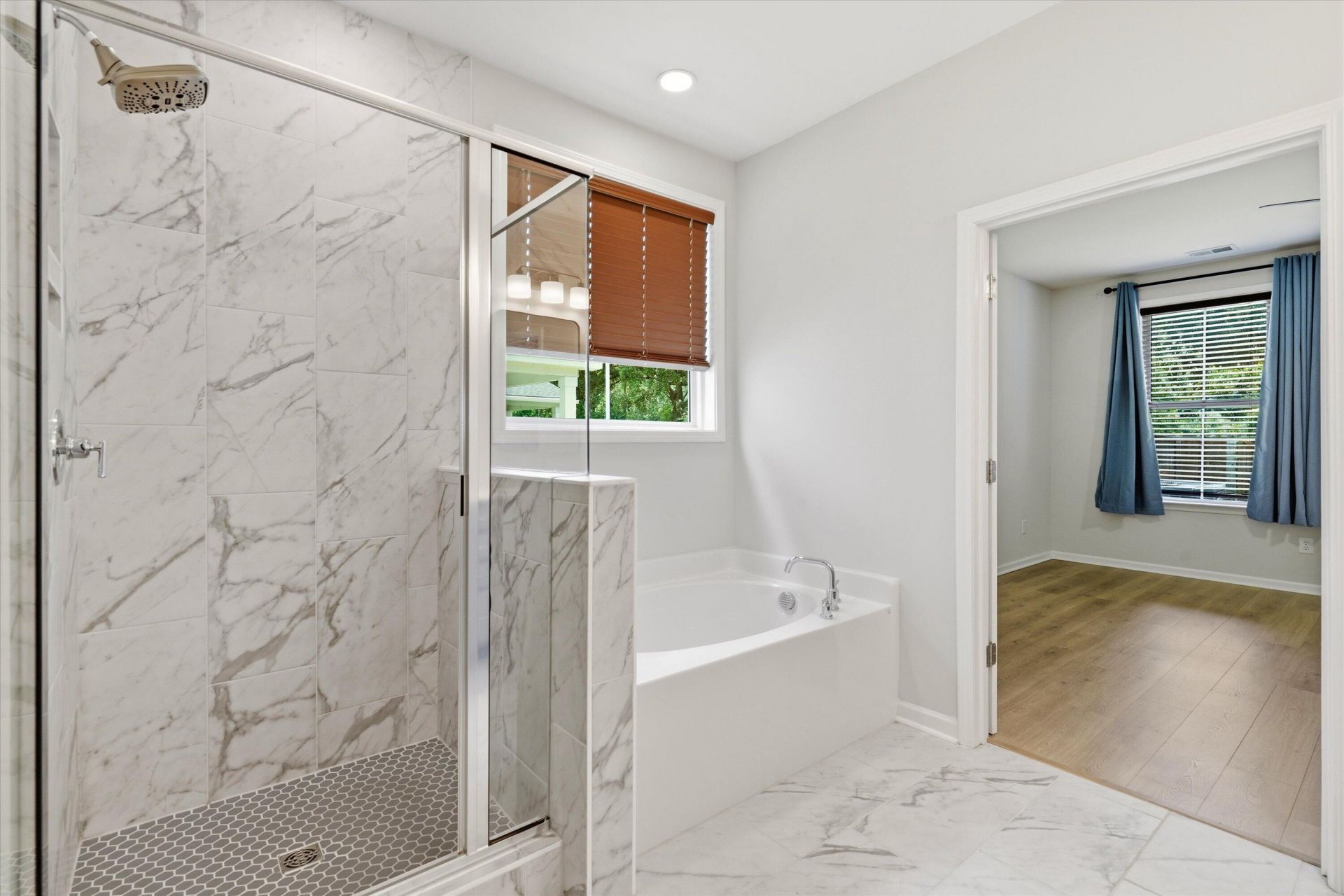 8646 Windsor Hill Boulevard Photo 23